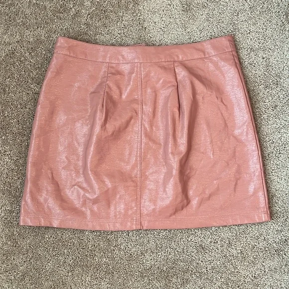 Urban Outfitters Pink Mini Skirt - Picture 4 of 6